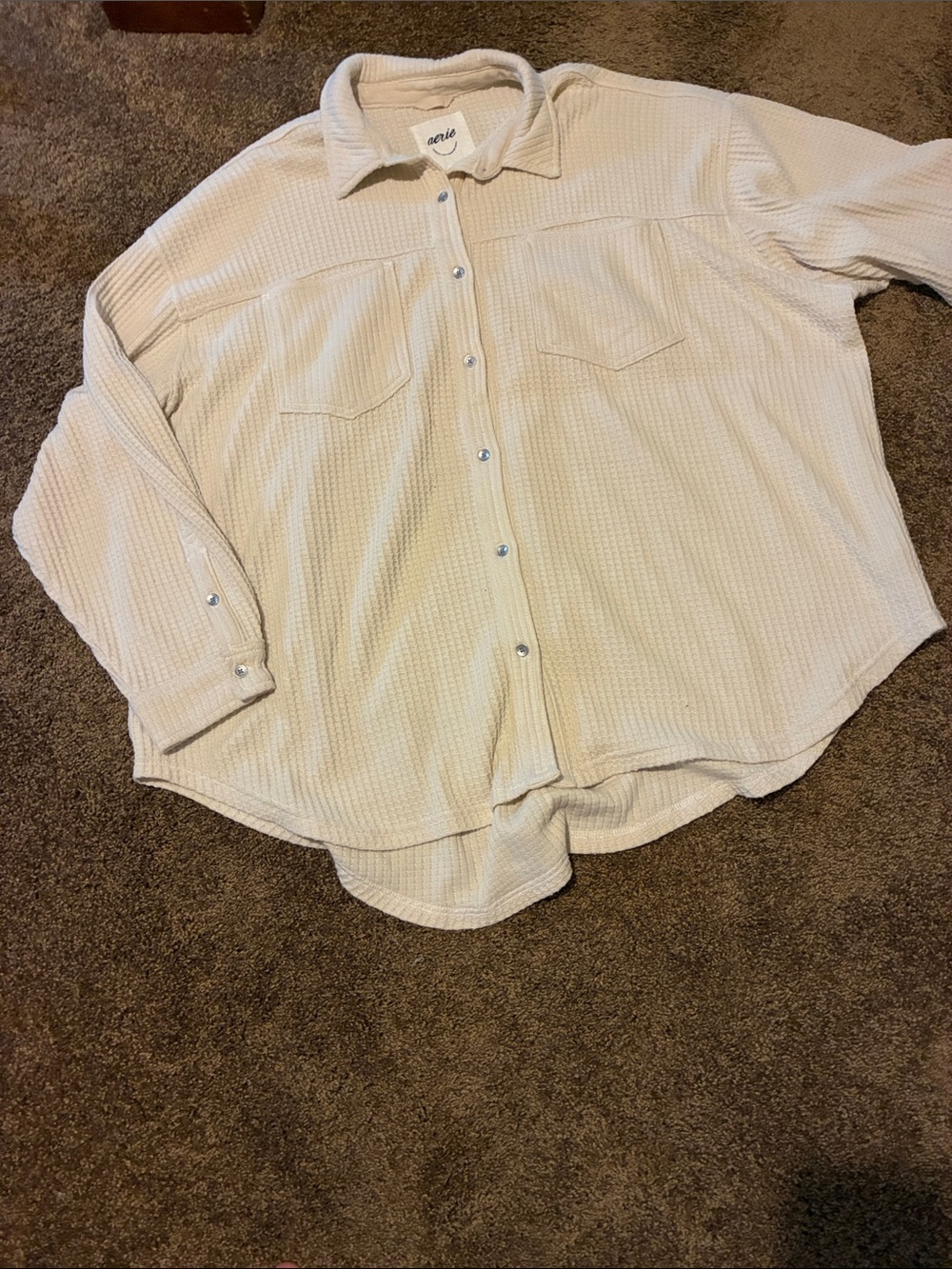 AERIE. Size XL. Cream Waffle-Knit Button-Down Shirt Pleated on back. SOFT. EUC